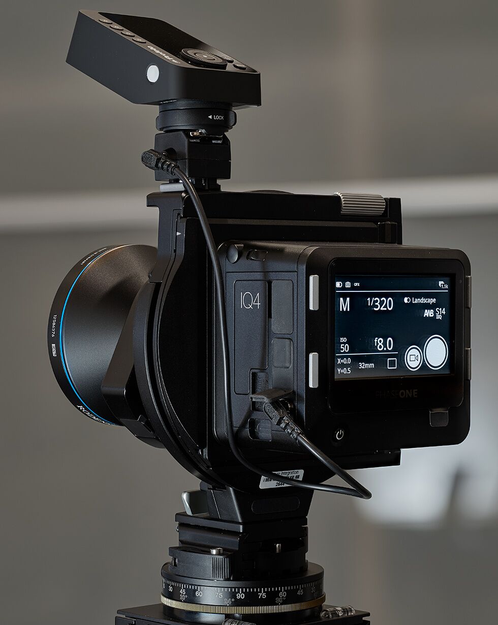 Make your Cold Shoe HOT for Tech Cams, Phase One & More - Capture