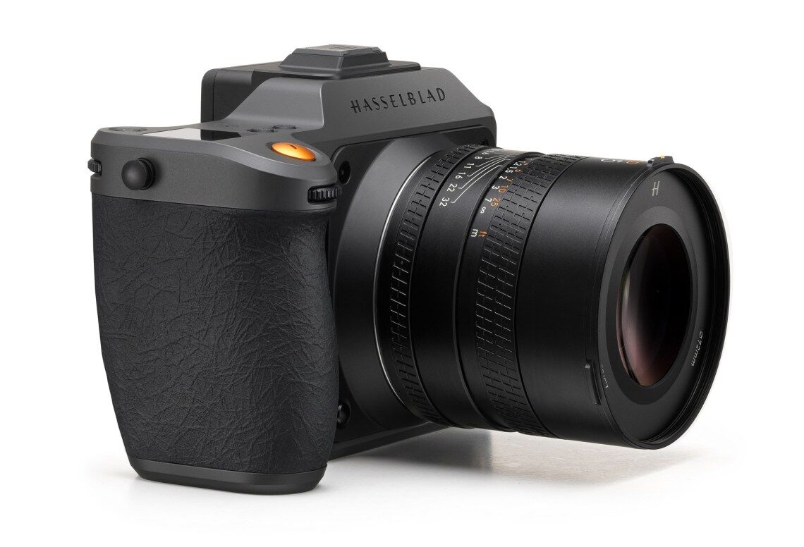 The New Hasselblad X2D II 100c Camera & XCD 35-100 Lens - Capture