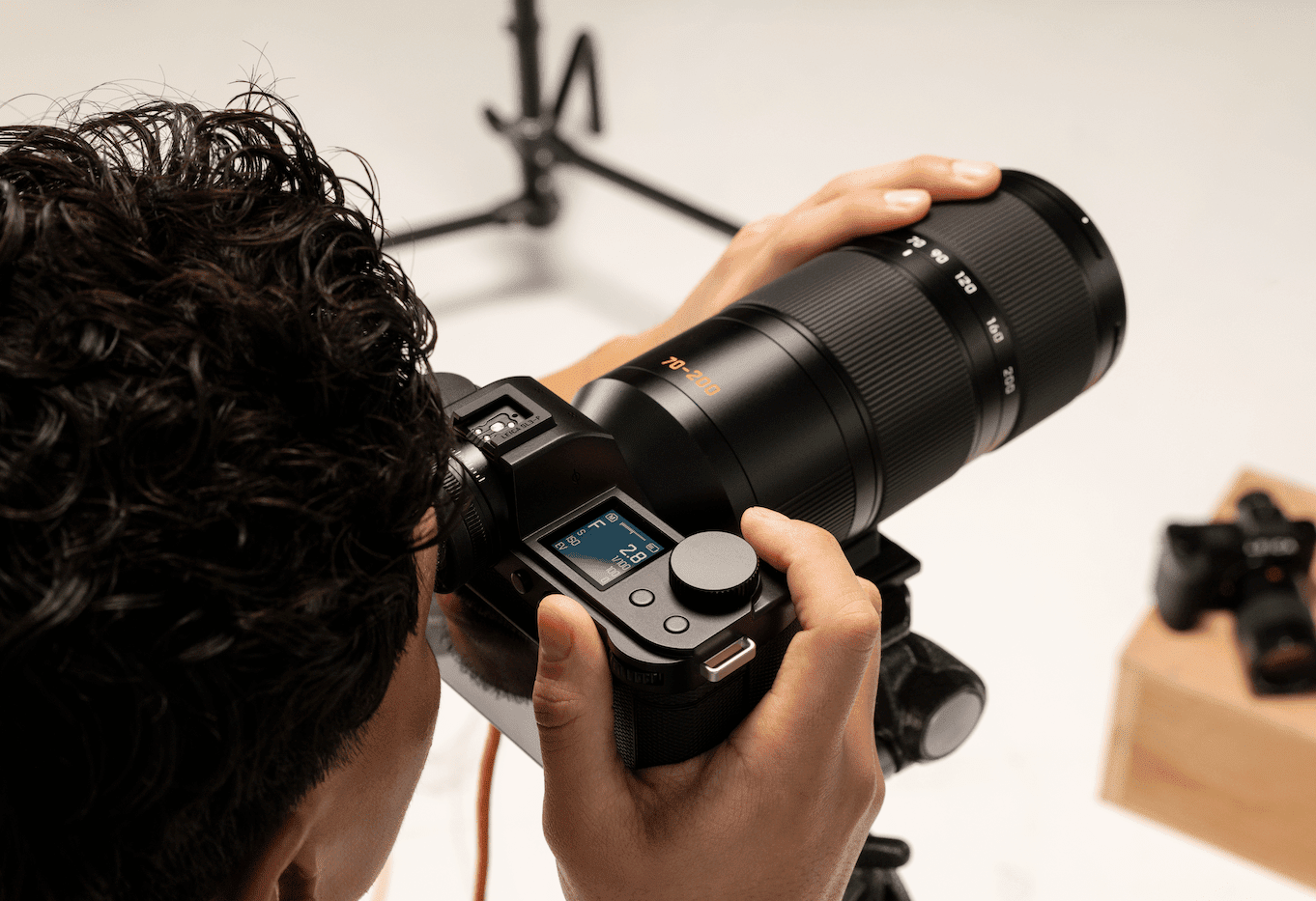 Phase One's First Blue Ring Zoom Lens - Capture Integration